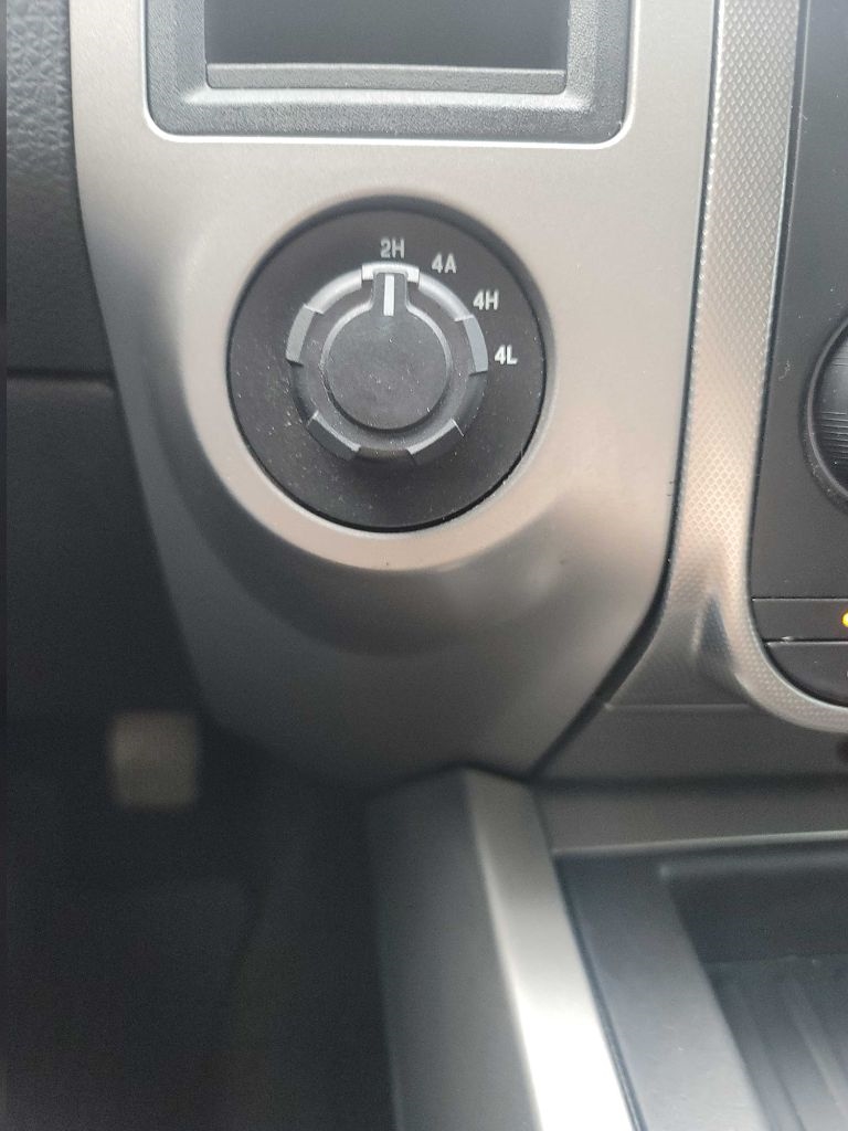 Ford Expedition XLT 4WD 2015