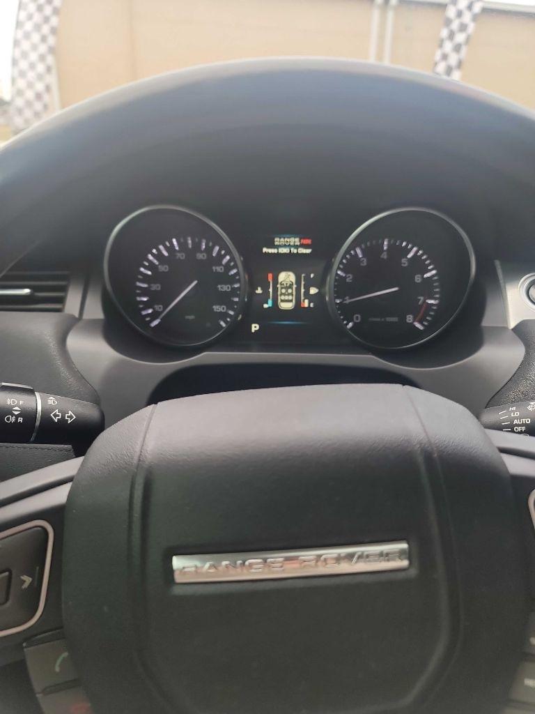 Land Rover Range Rover Evoque Pure Plus 3-Door 2012