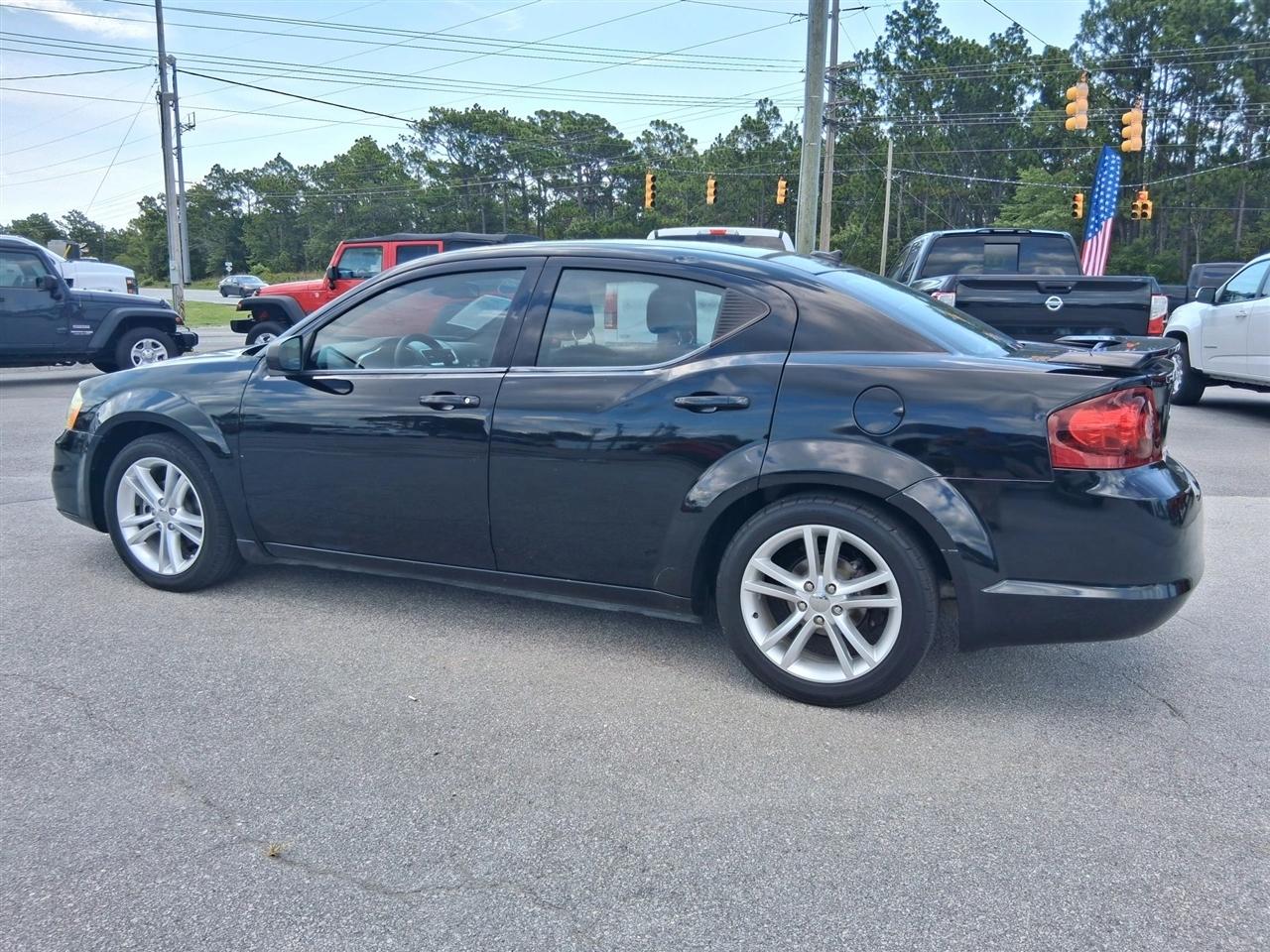 Dodge Avenger SE 2013