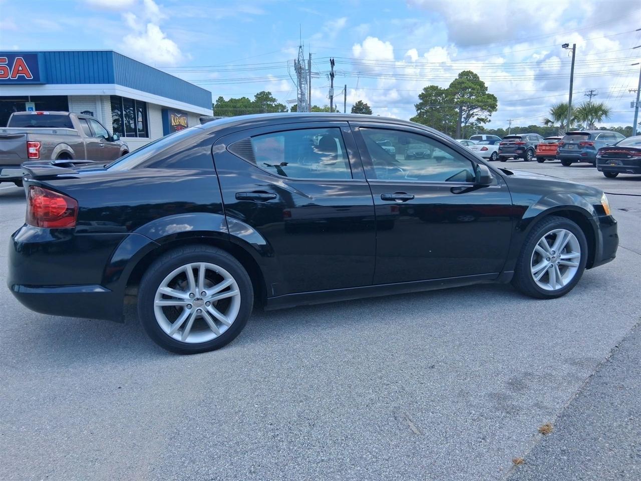 Dodge Avenger SE 2013