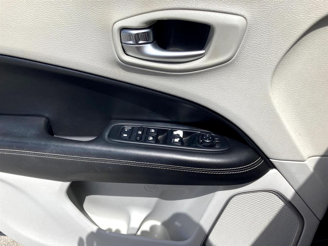 Jeep Compass Latitude FWD 2019 Jeep Compass Latitude FWD 2019