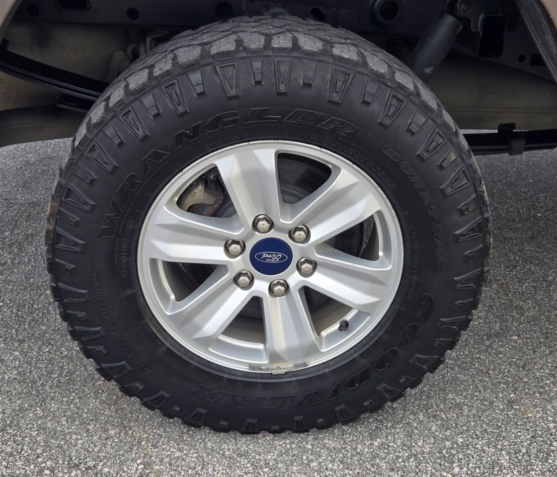 Ford F-150 XLT SuperCab 6.5-ft. Bed 4WD 2019 Ford F-150 XLT SuperCab 6.5-ft. Bed 4WD 2019