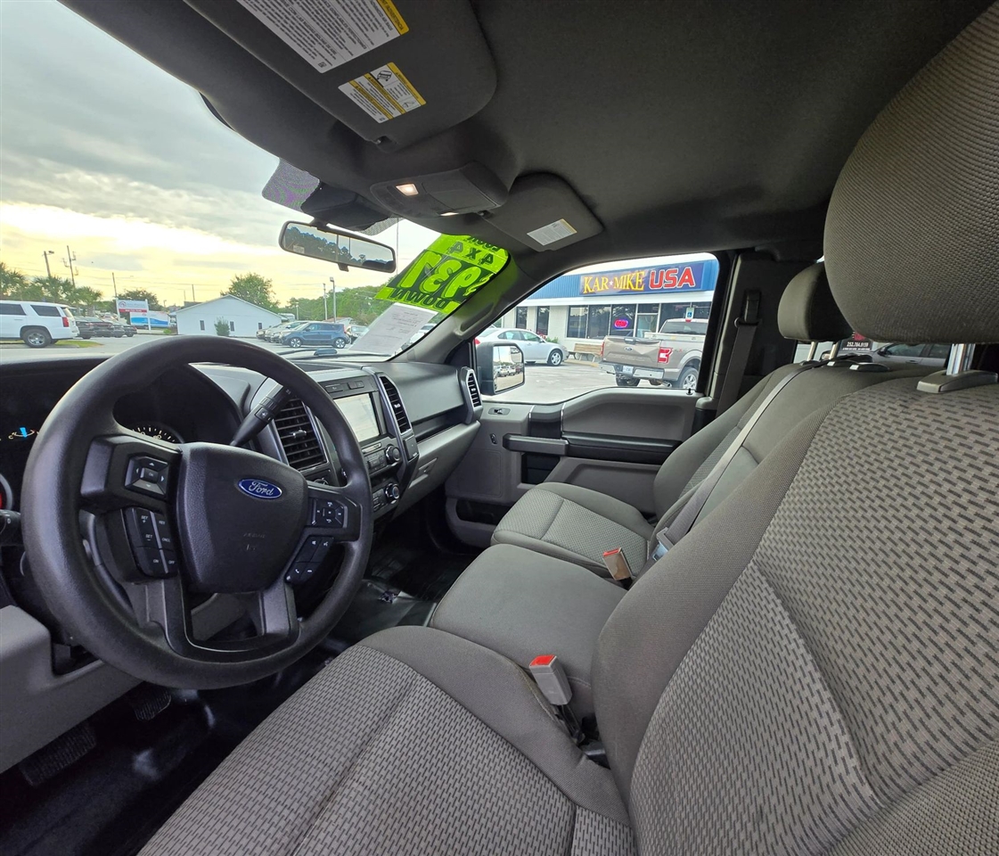 Ford F-150 XLT SuperCab 6.5-ft. Bed 4WD 2019 Ford F-150 XLT SuperCab 6.5-ft. Bed 4WD 2019