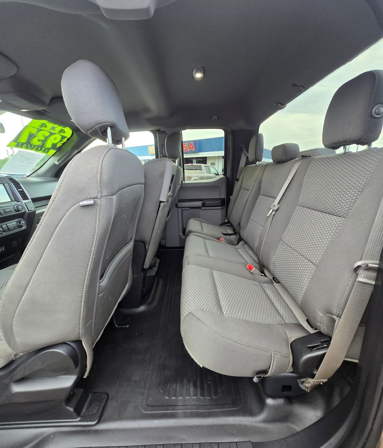 Ford F-150 XLT SuperCab 6.5-ft. Bed 4WD 2019 Ford F-150 XLT SuperCab 6.5-ft. Bed 4WD 2019