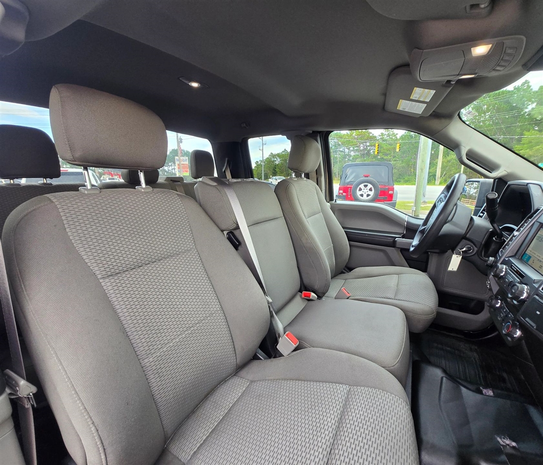 Ford F-150 XLT SuperCab 6.5-ft. Bed 4WD 2019 Ford F-150 XLT SuperCab 6.5-ft. Bed 4WD 2019