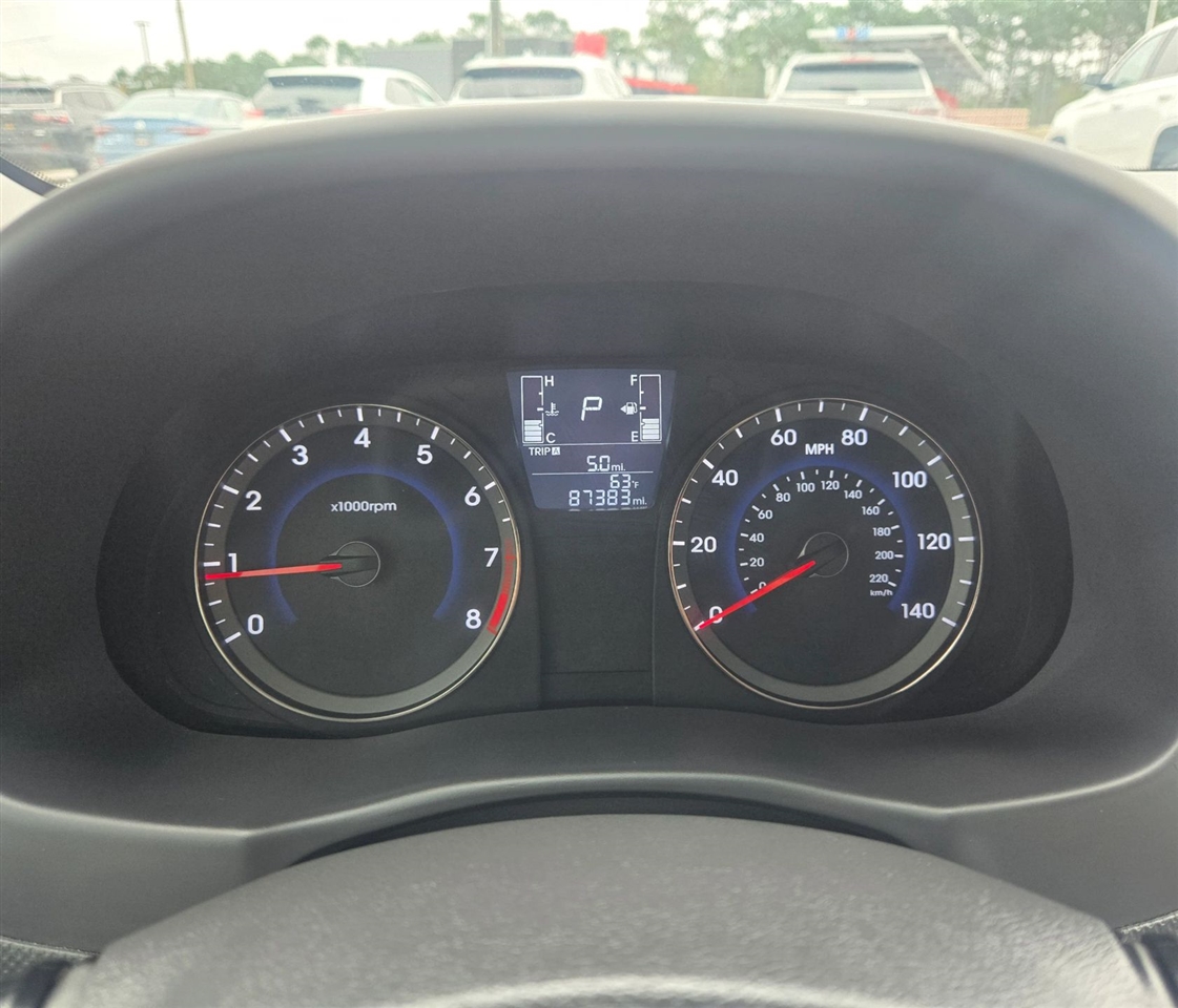 Hyundai Accent SE 4-Door 6A 2017 Hyundai Accent SE 4-Door 6A 2017