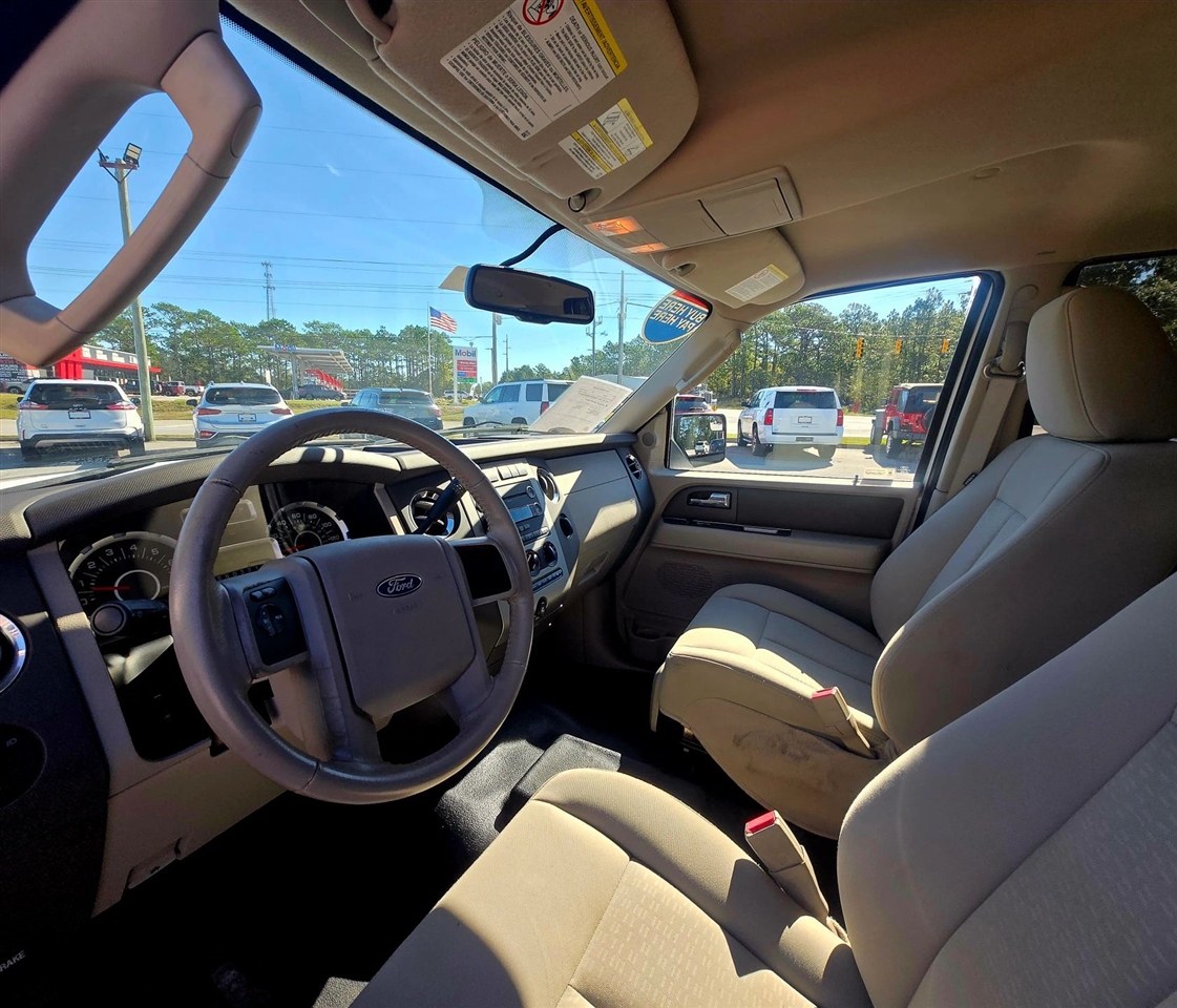 Ford Expedition XL 2WD 2013 Ford Expedition XL 2WD 2013