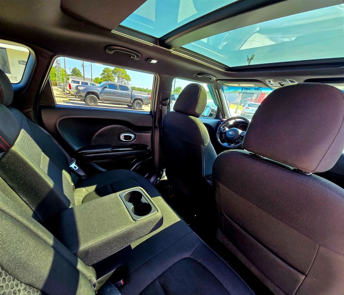 Kia Soul + 2015 Kia Soul + 2015