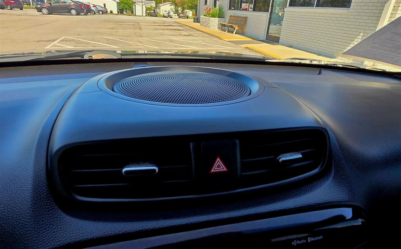 Kia Soul + 2015 Kia Soul + 2015