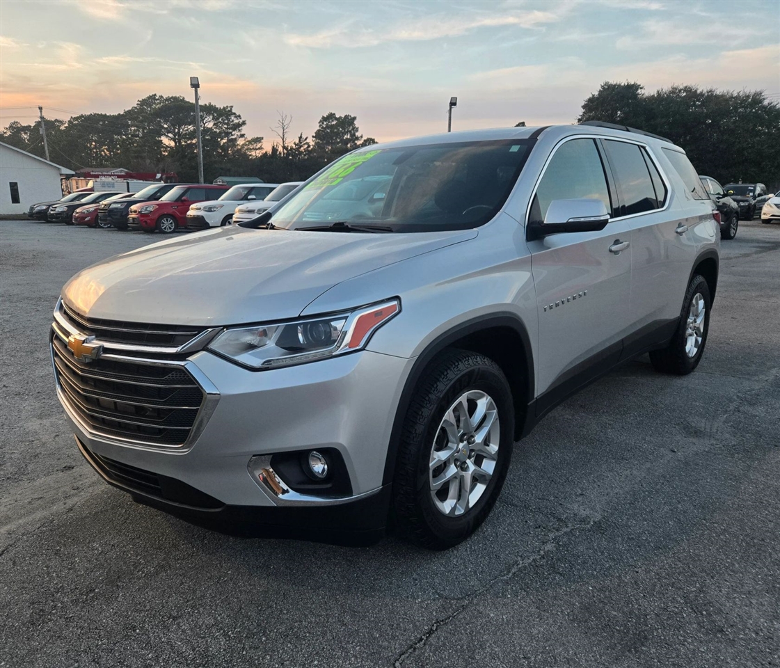 2021 Chevrolet Traverse LT Cloth FWD
