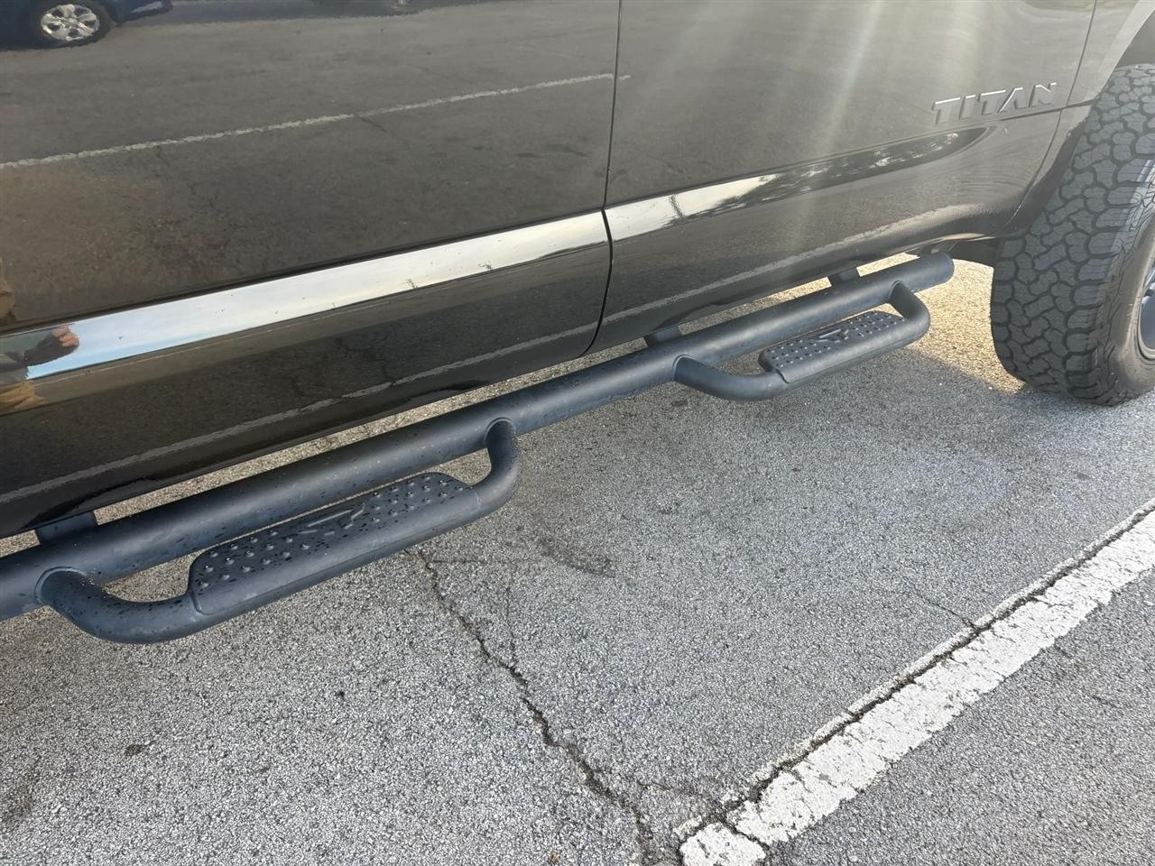 Nissan Titan SV Crew Cab 4WD 2021