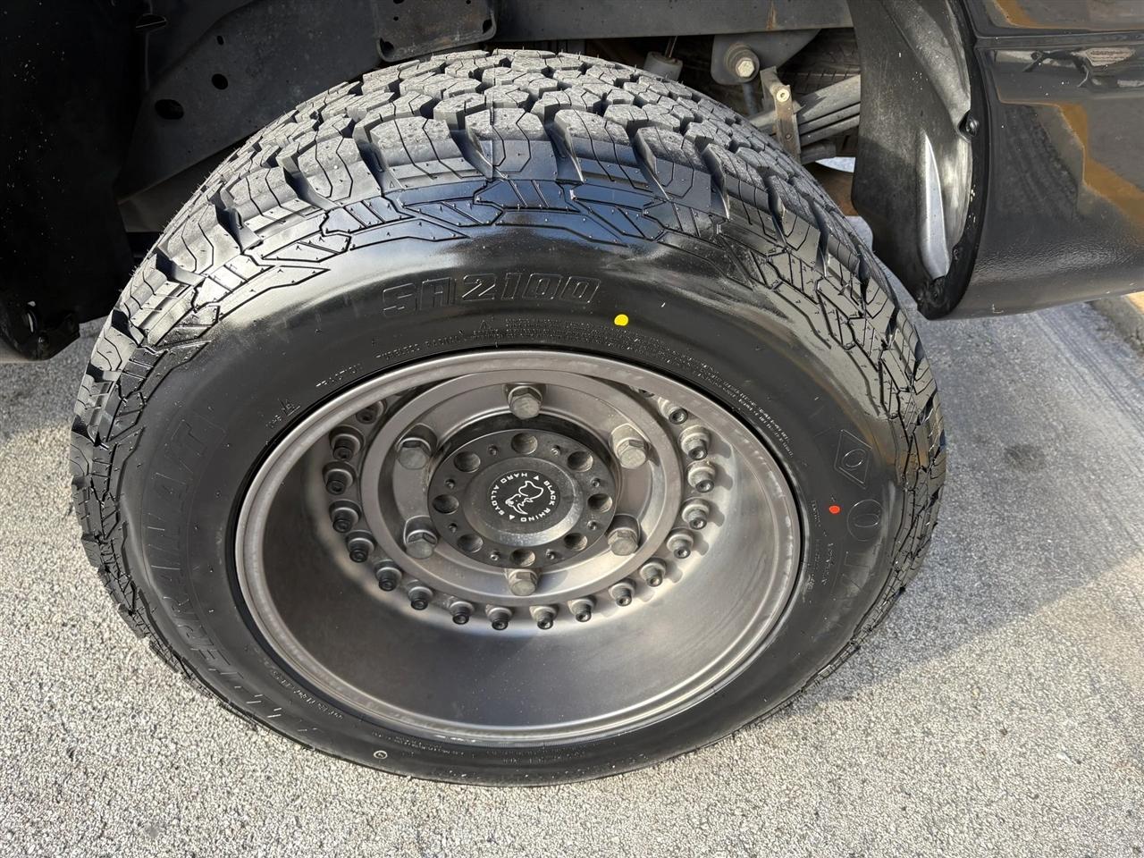 Nissan Titan SV Crew Cab 4WD 2021