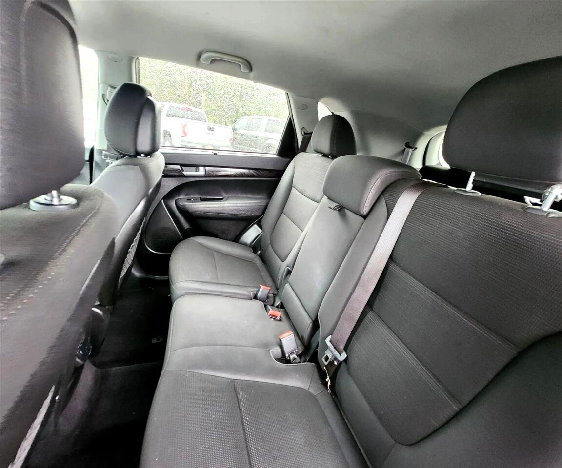 Kia Sorento LX V6 AWD 2014