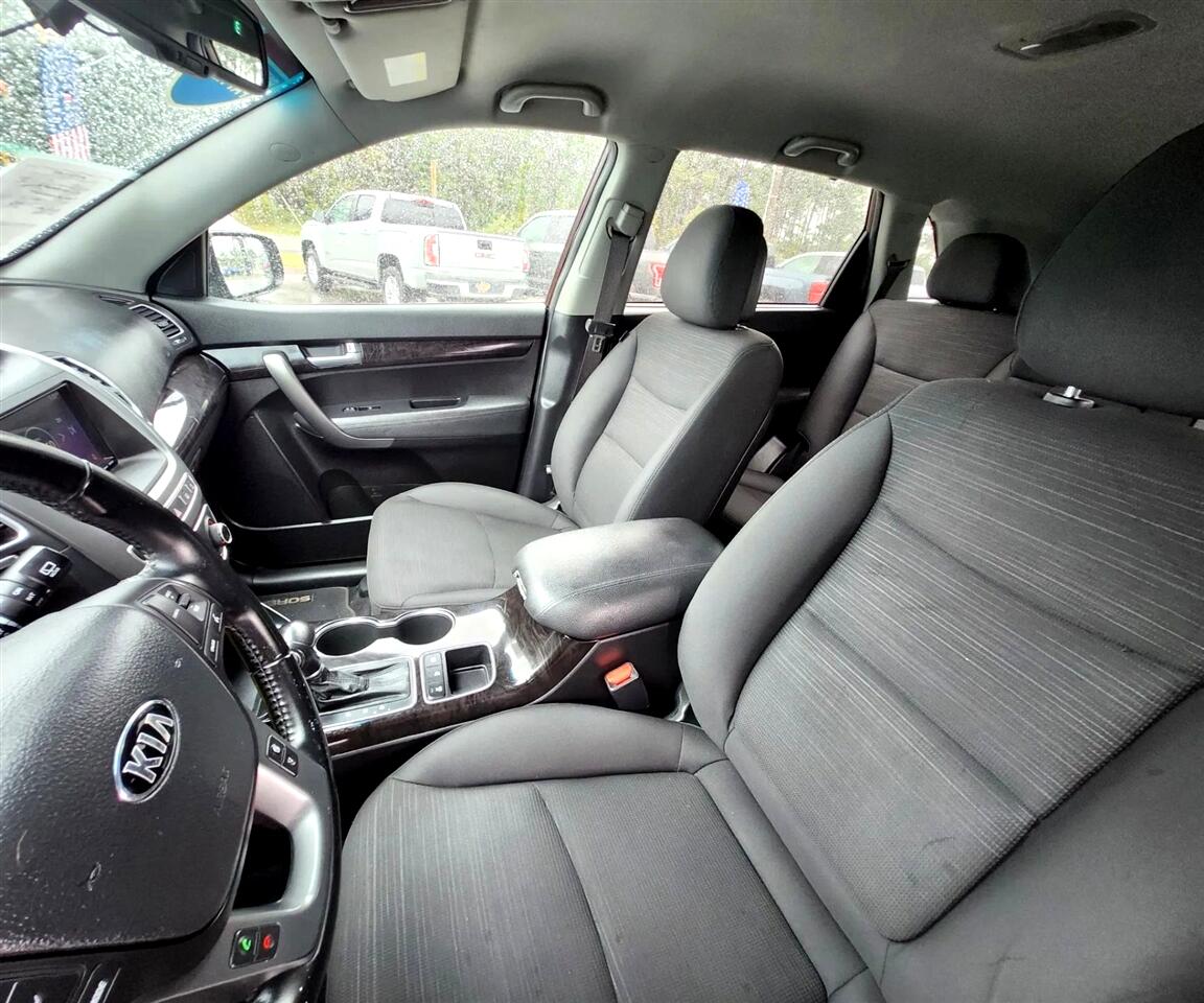 Kia Sorento LX V6 AWD 2014