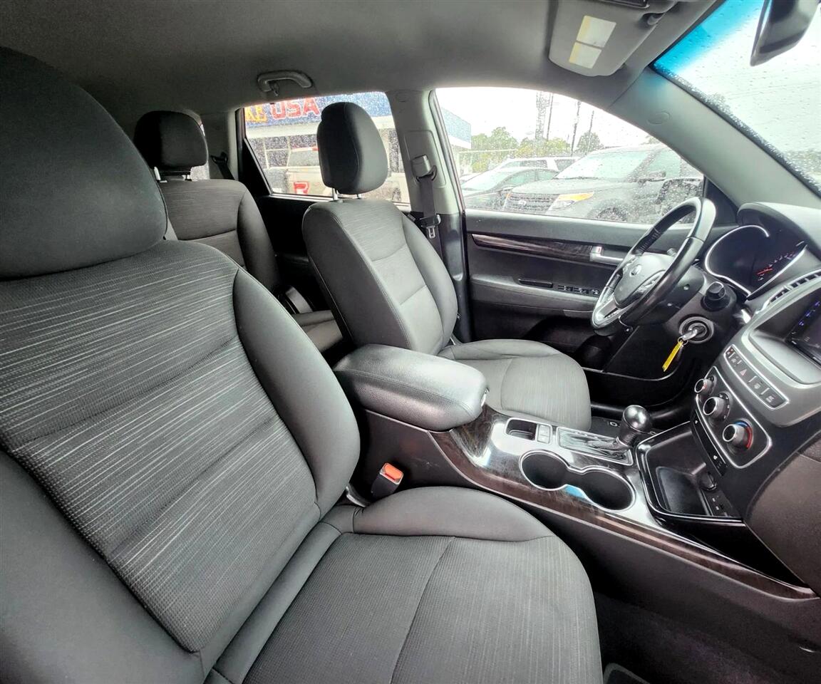 Kia Sorento LX V6 AWD 2014