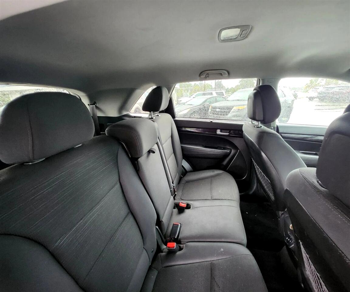 Kia Sorento LX V6 AWD 2014