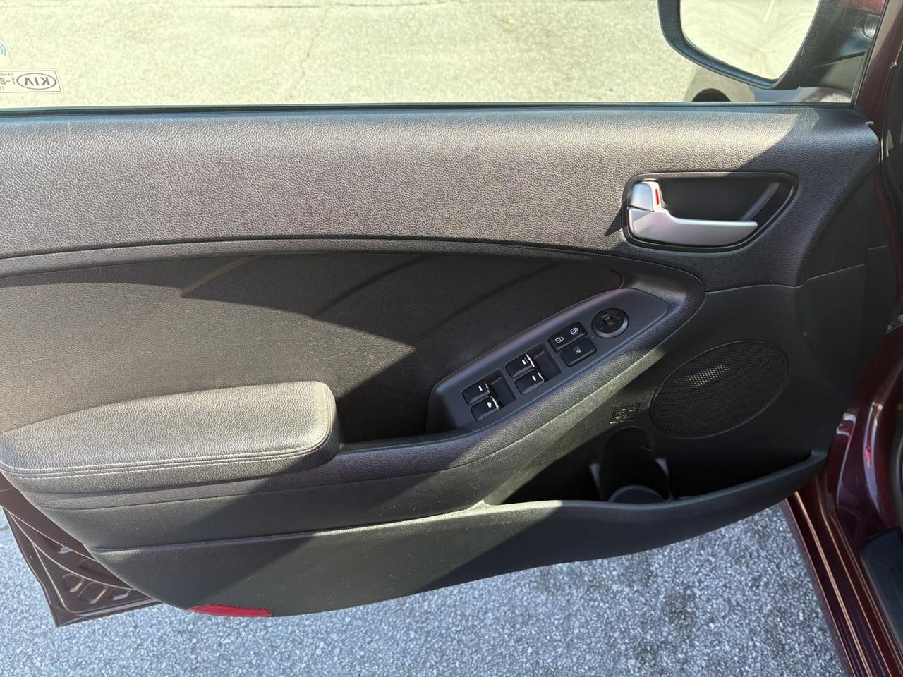 Kia Forte LX 6A 2017