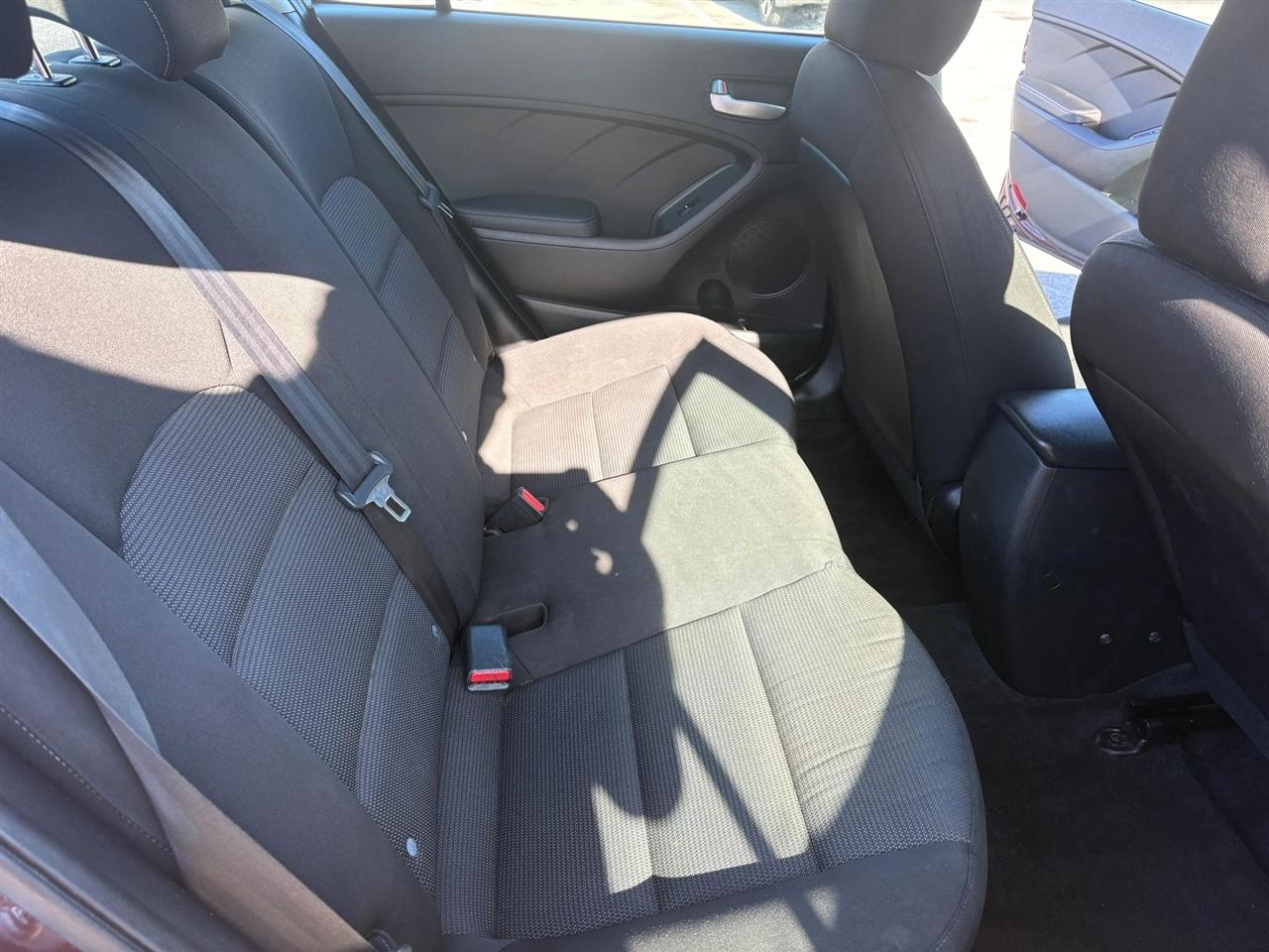 Kia Forte LX 6A 2017