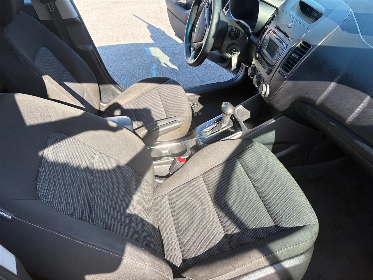 Kia Forte LX 6A 2017