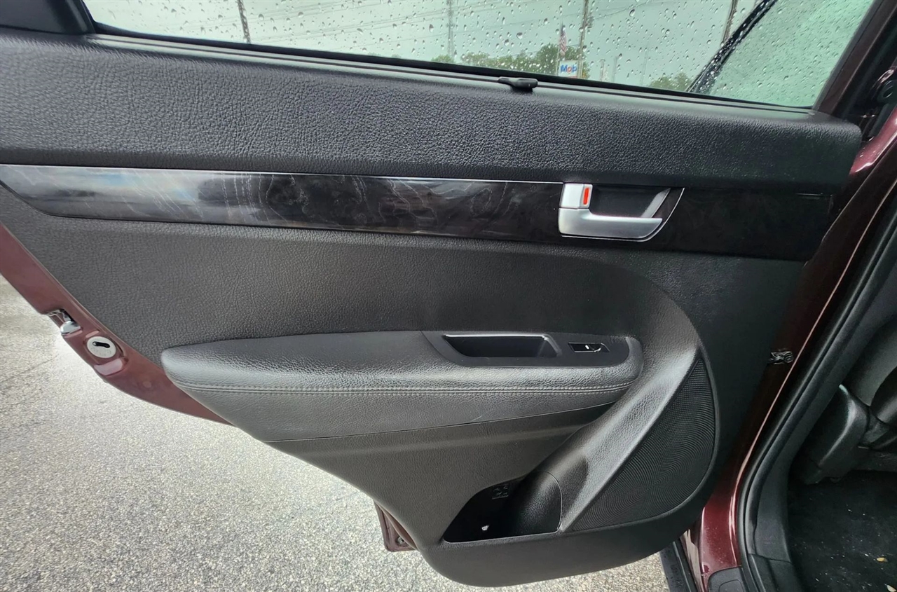 Kia Sorento LX V6 AWD 2014