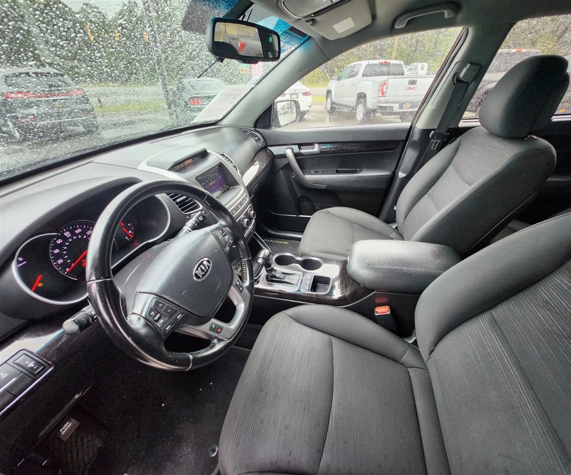 Kia Sorento LX V6 AWD 2014