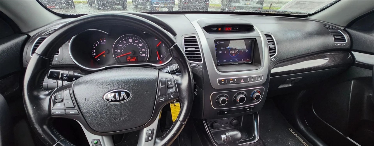 Kia Sorento LX V6 AWD 2014