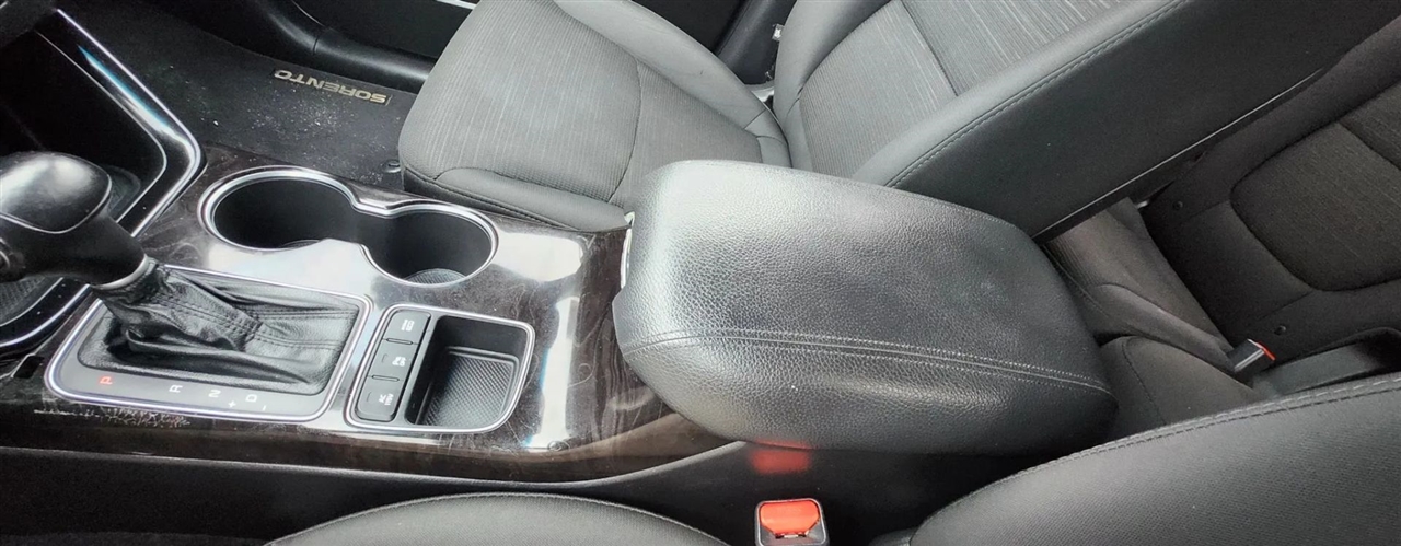 Kia Sorento LX V6 AWD 2014