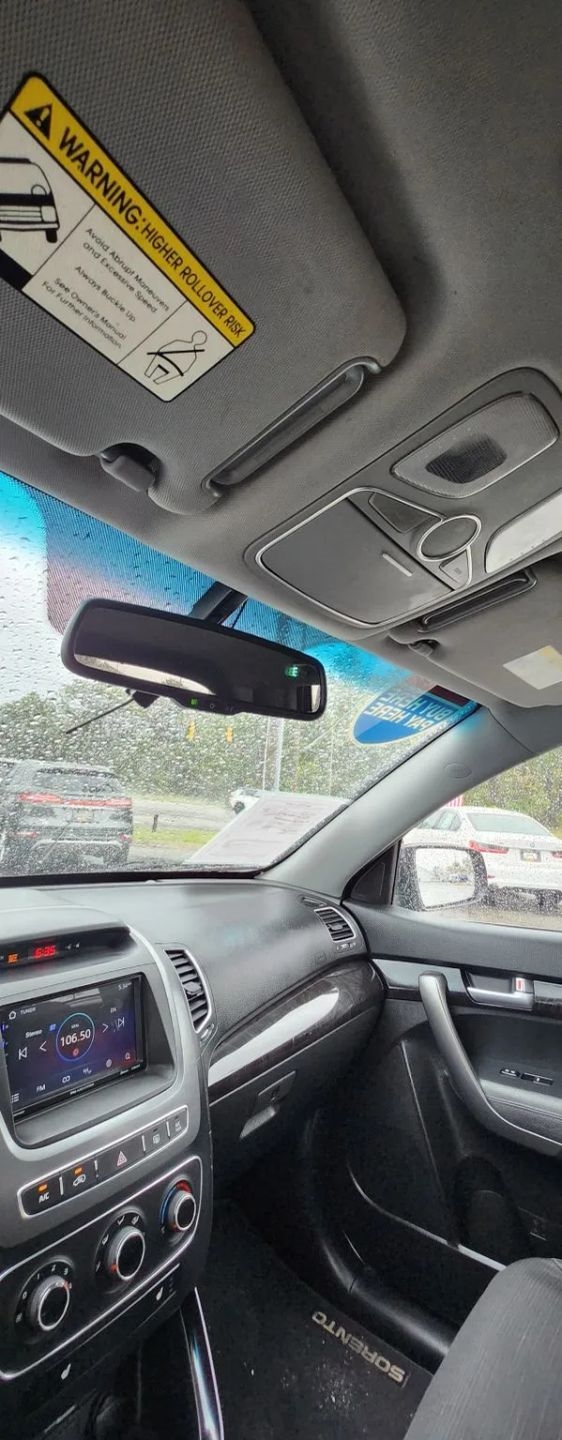 Kia Sorento LX V6 AWD 2014