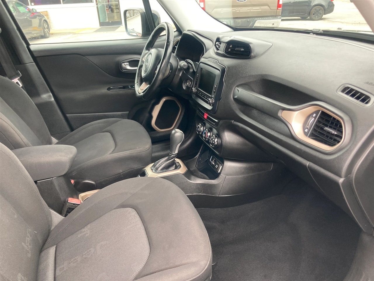 Jeep Renegade Latitude FWD 2015