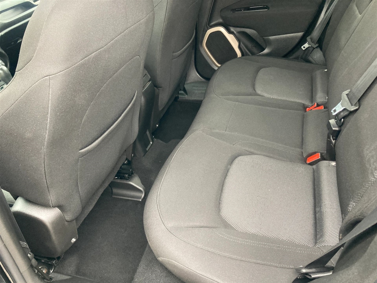 Jeep Renegade Latitude FWD 2015