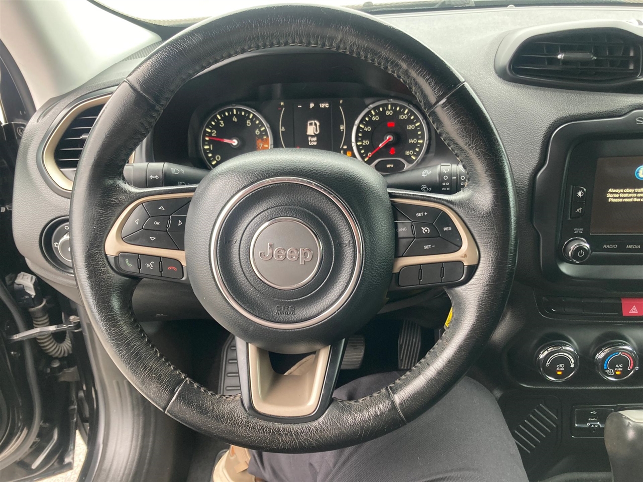 Jeep Renegade Latitude FWD 2015