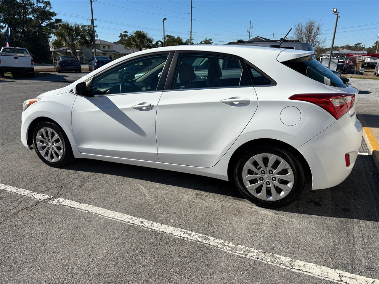Hyundai Elantra GT A/T 2016