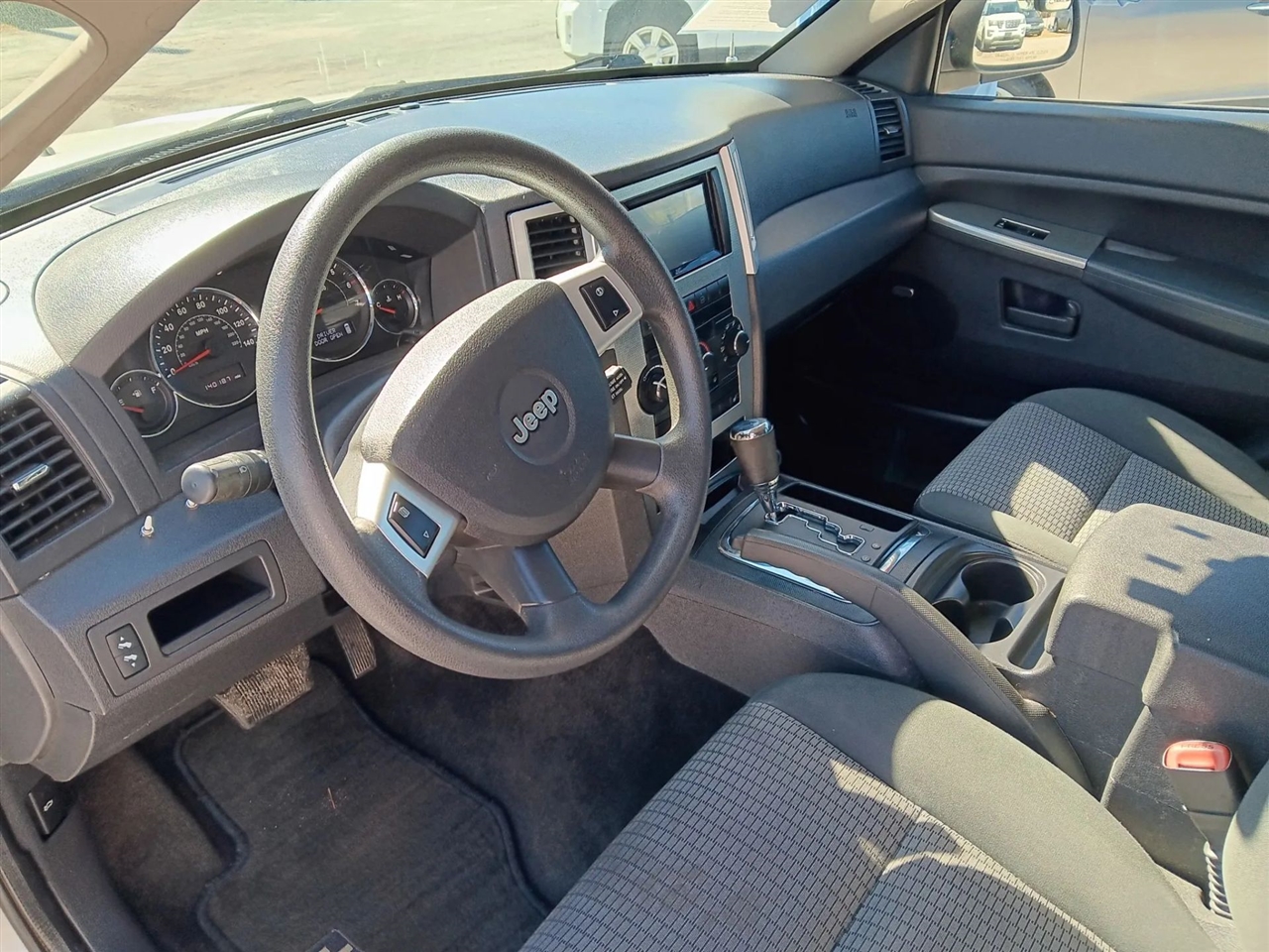 Jeep Grand Cherokee Laredo 4WD 2008