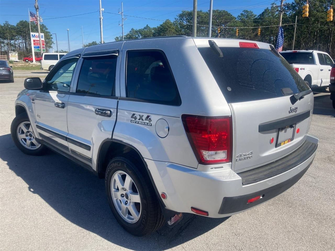 Jeep Grand Cherokee Laredo 4WD 2008