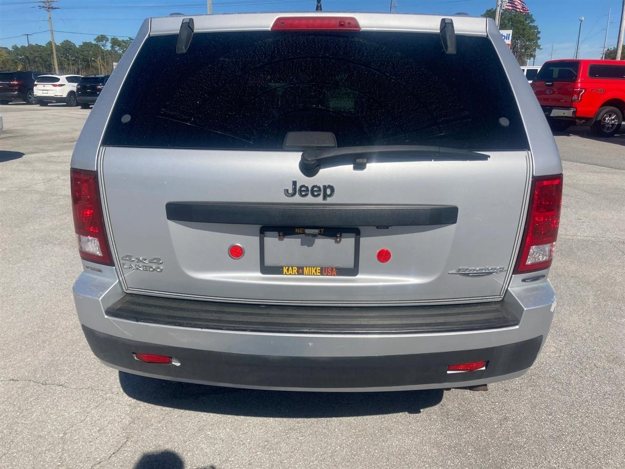 Jeep Grand Cherokee Laredo 4WD 2008