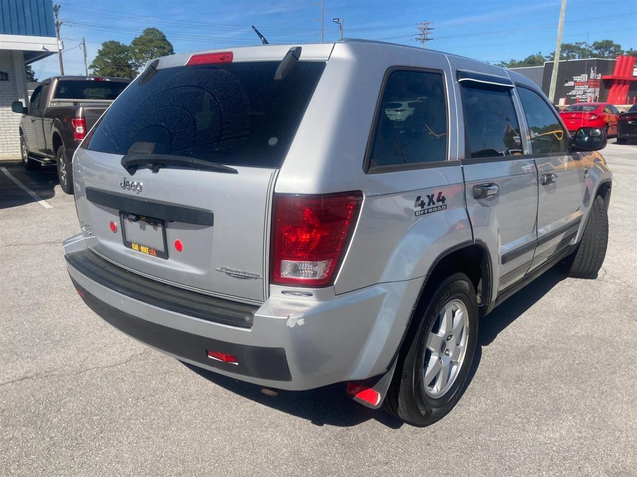 Jeep Grand Cherokee Laredo 4WD 2008
