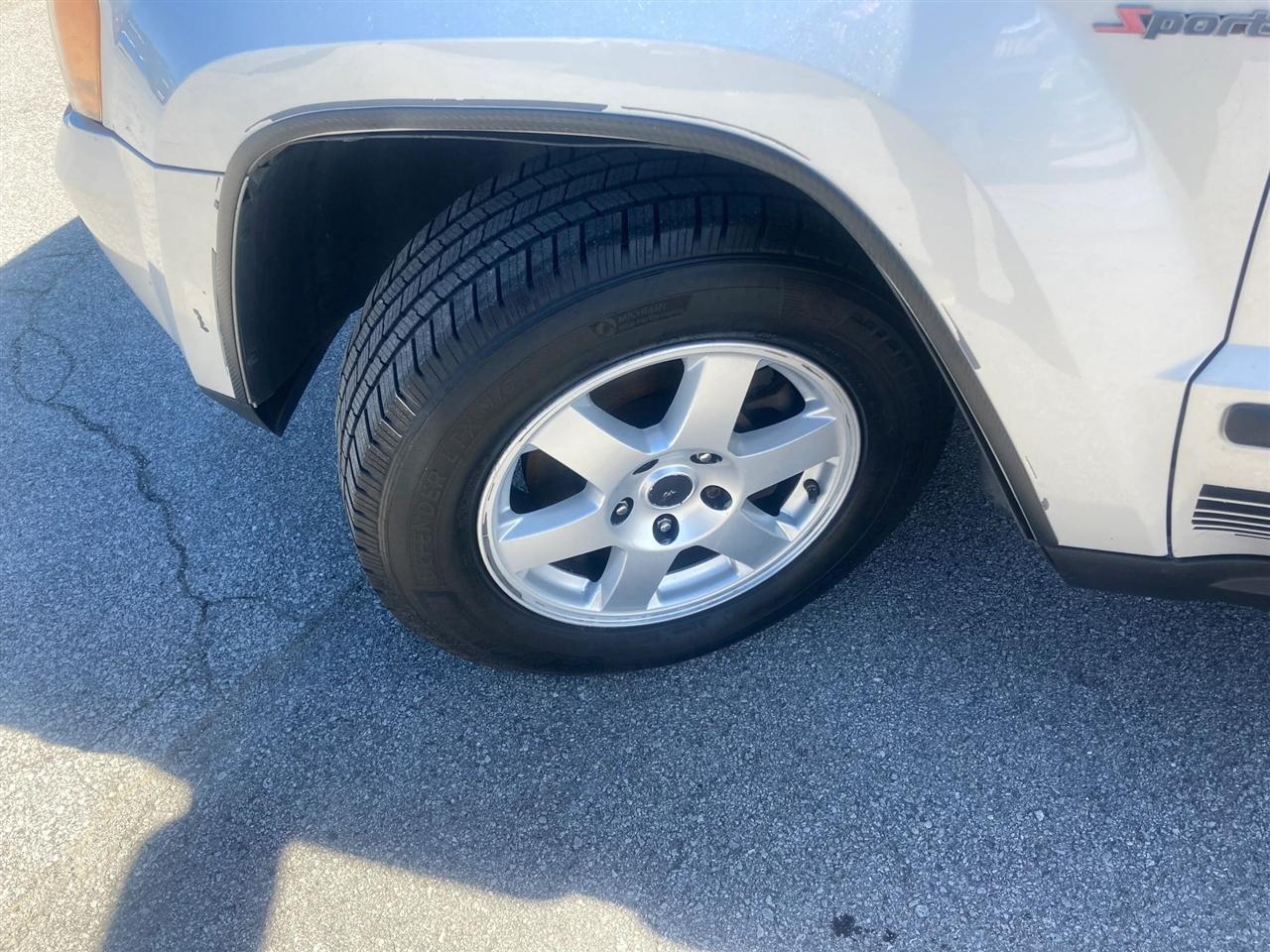 Jeep Grand Cherokee Laredo 4WD 2008