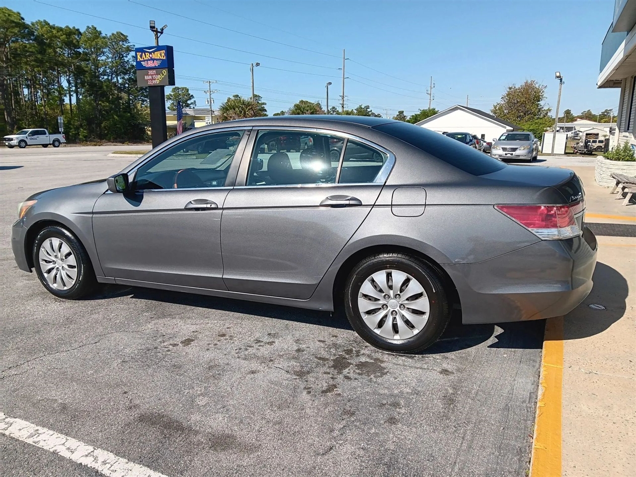Honda Accord LX sedan AT 2012