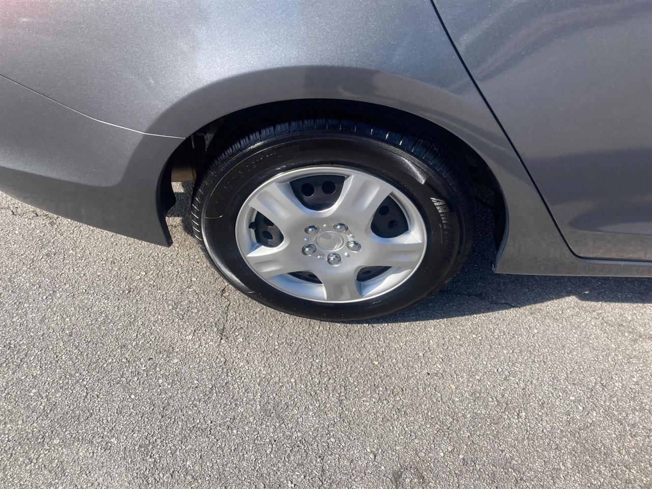 Honda Accord LX sedan AT 2012