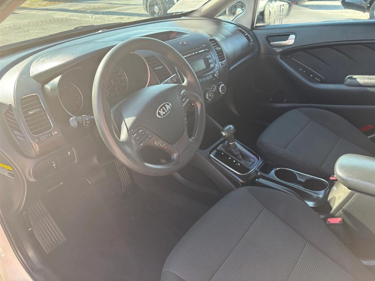 Kia Forte LX 6A 2018