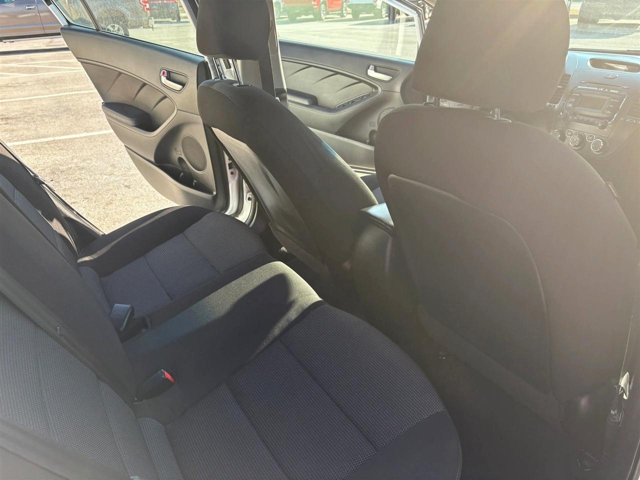 Kia Forte LX 6A 2018