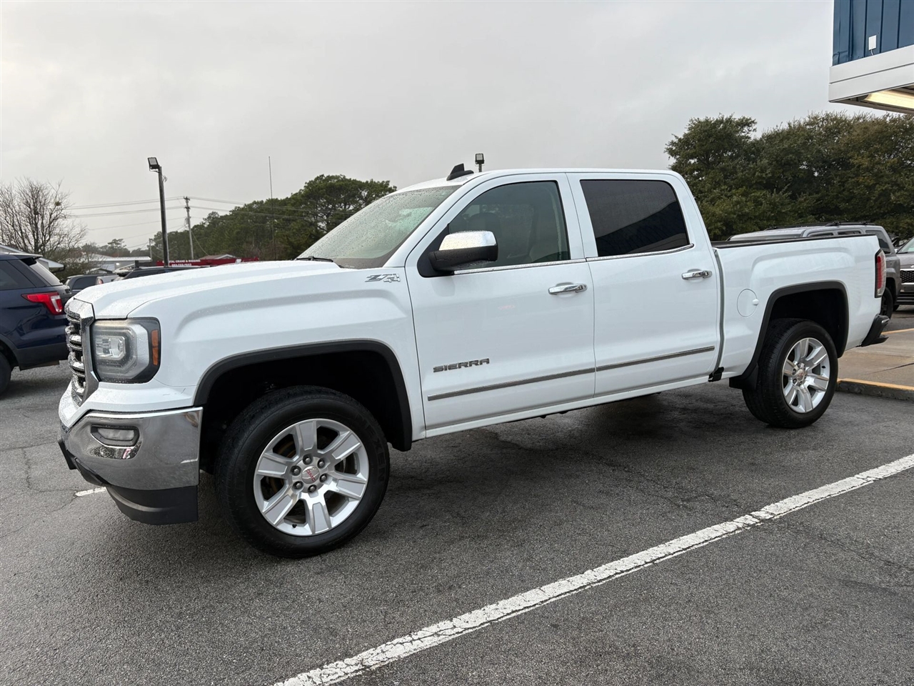 GMC Sierra 1500 SLT Crew Cab Long Box 4WD 2016