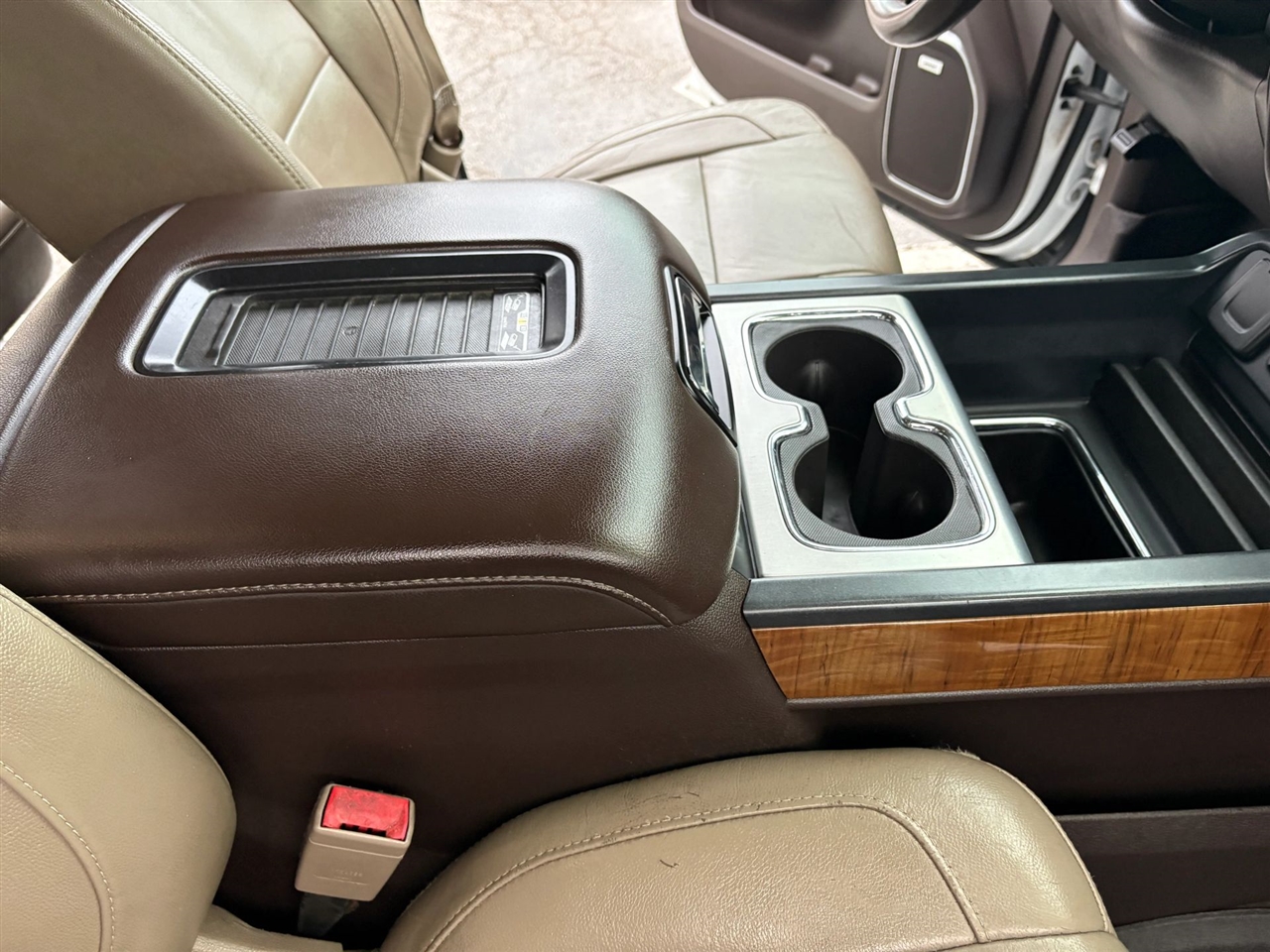 GMC Sierra 1500 SLT Crew Cab Long Box 4WD 2016