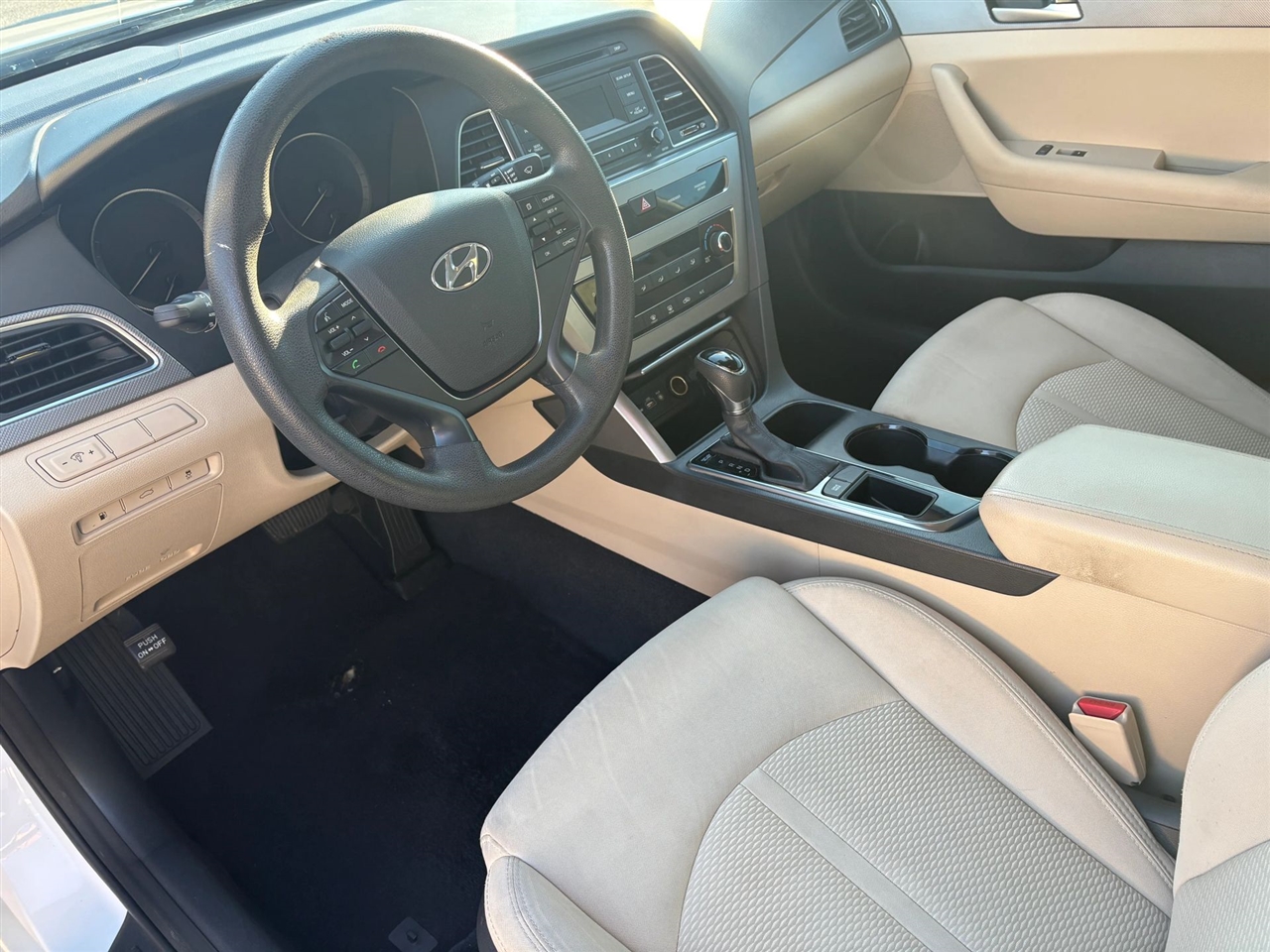 Hyundai Sonata SE 2015