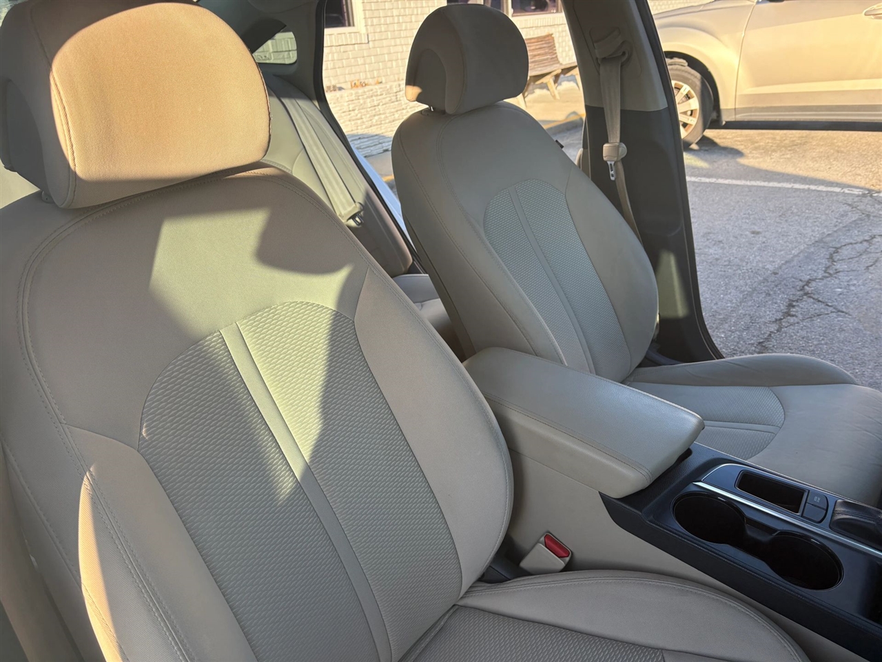 Hyundai Sonata SE 2015