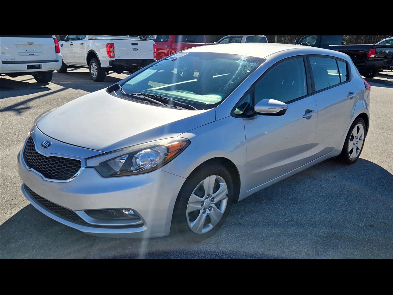 Kia Forte 5-Door LX 2016