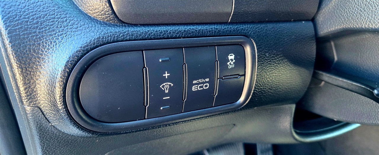 Kia Forte 5-Door LX 2016