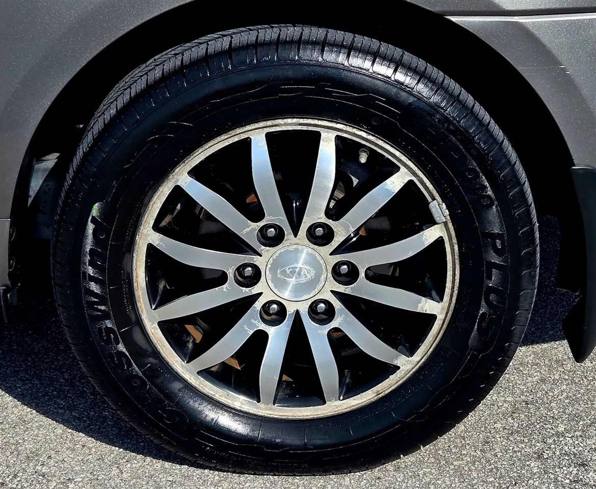 Kia Sedona EX LWB 2011