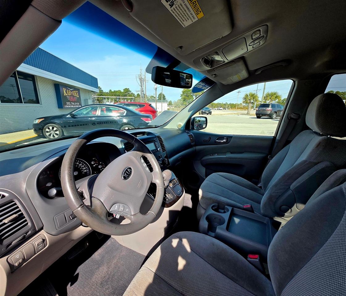 Kia Sedona EX LWB 2011