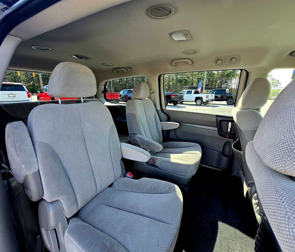 Kia Sedona EX LWB 2011